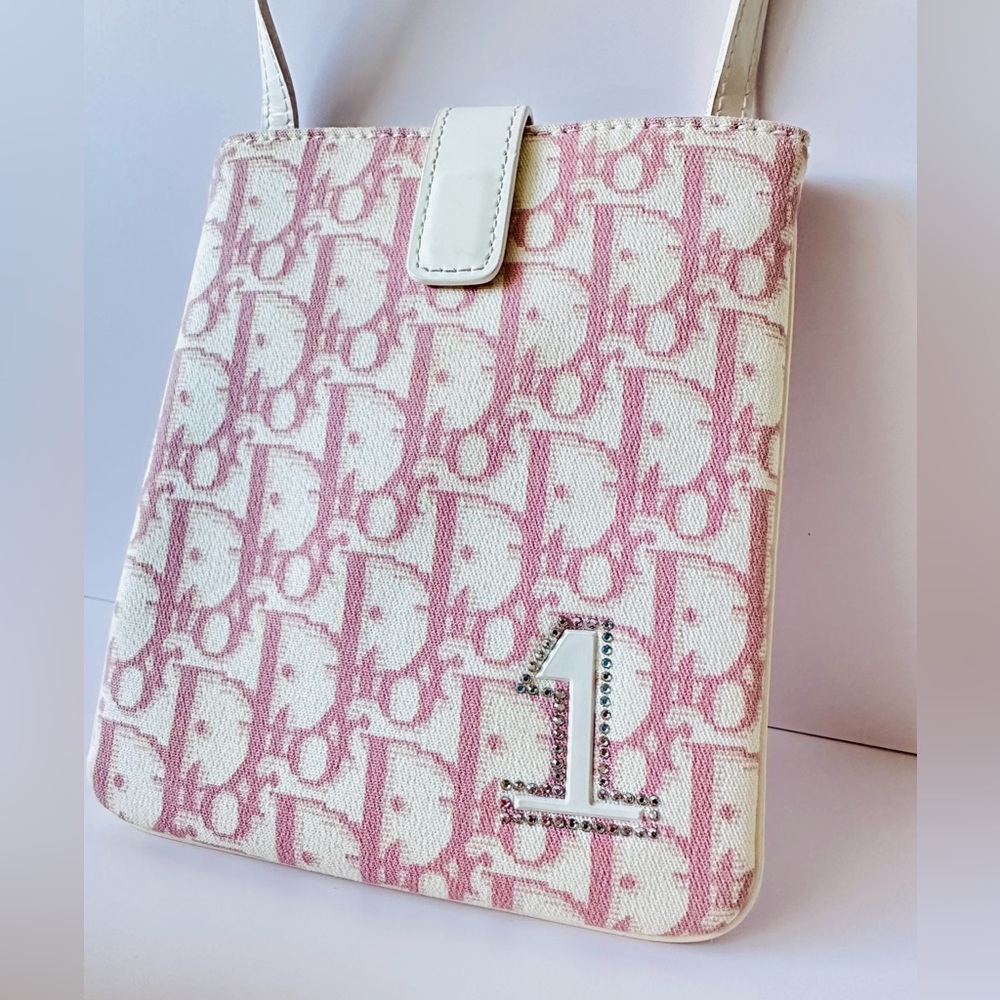 LIKE NEW🧚🏻‍♀️ RARE DIOR Diorissimo trotter crossbody mini bag✨ - Picture 6 of 12